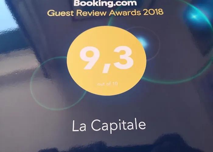 Отель типа "постель и завтрак" La Capitale 4*